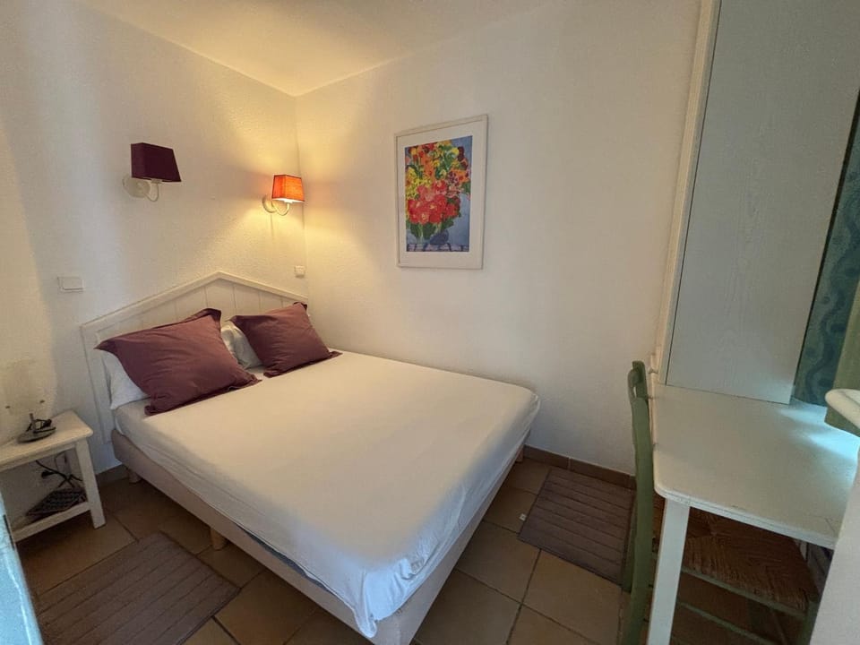 T2 avec piscine, vue mer - 4 pers. - FR-1-239-1163 Apartment in Urrugne