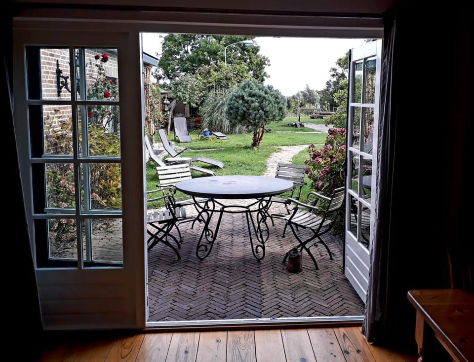 Balcony/Terrace, Garden view