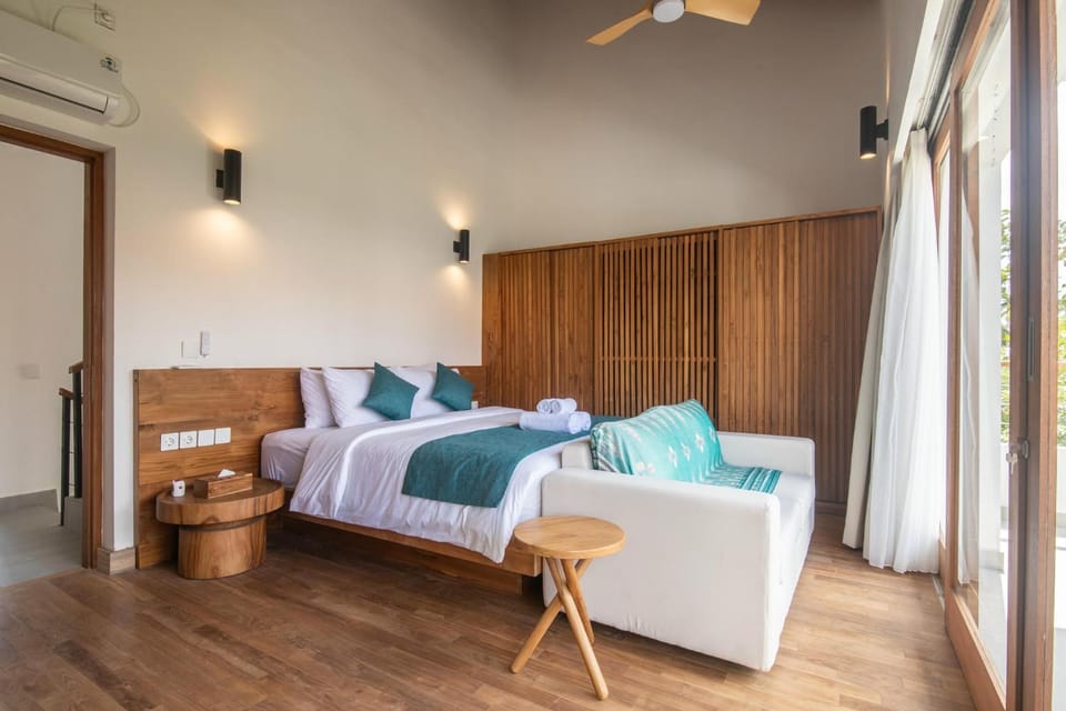 Stylish 3BR Villa Uluwatu Enclosed Living & AC Villa in Bali