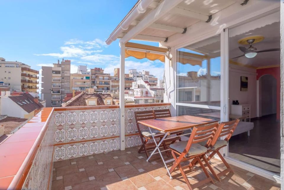 Balcony/Terrace, City view, Sea view, Seasons