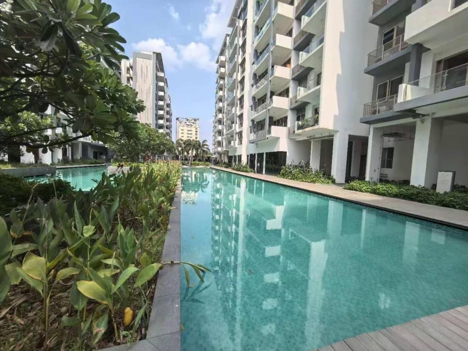 Pool view, Swimming pool