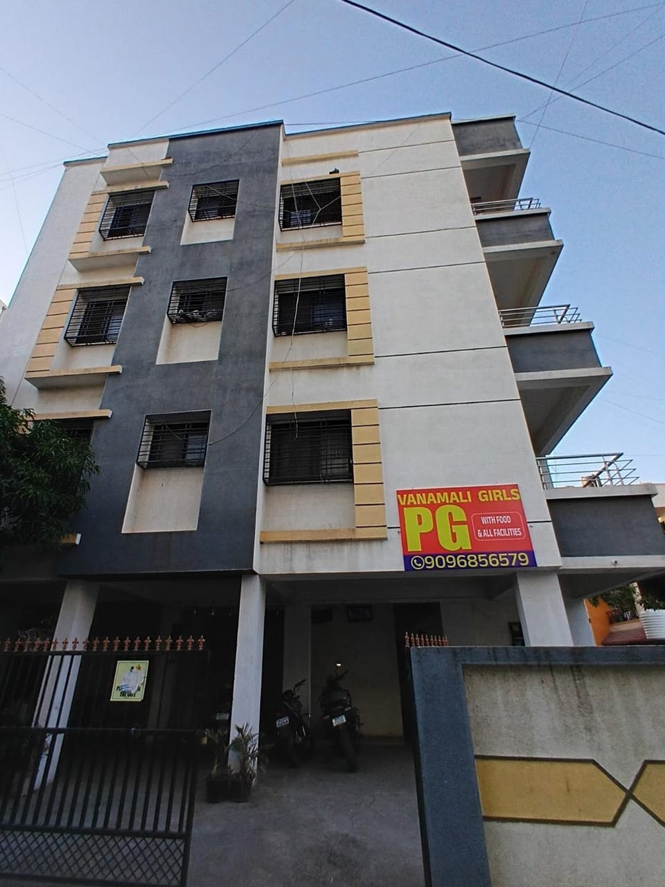 Vanamali Girls PG Hostel in Pune