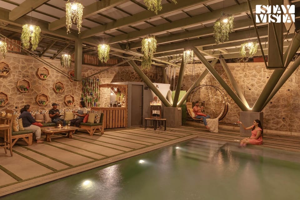 Lounge or bar