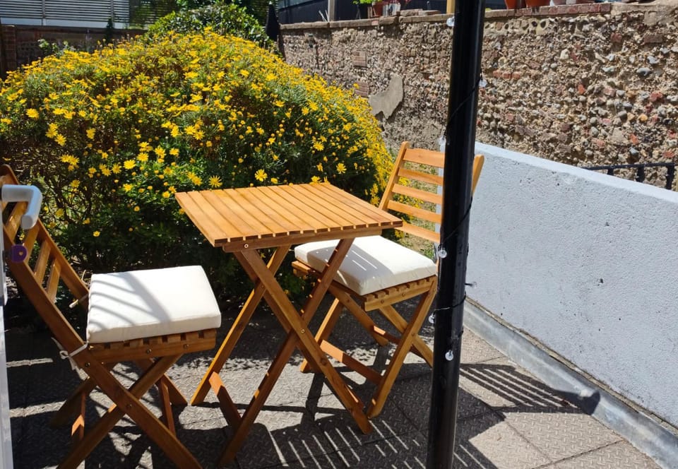 Cosy 1BDR Central Brighton Apartment Near Station Apartment in Brighton