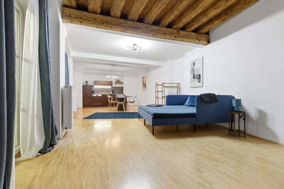 Living room, Photo of the whole room, kitchen