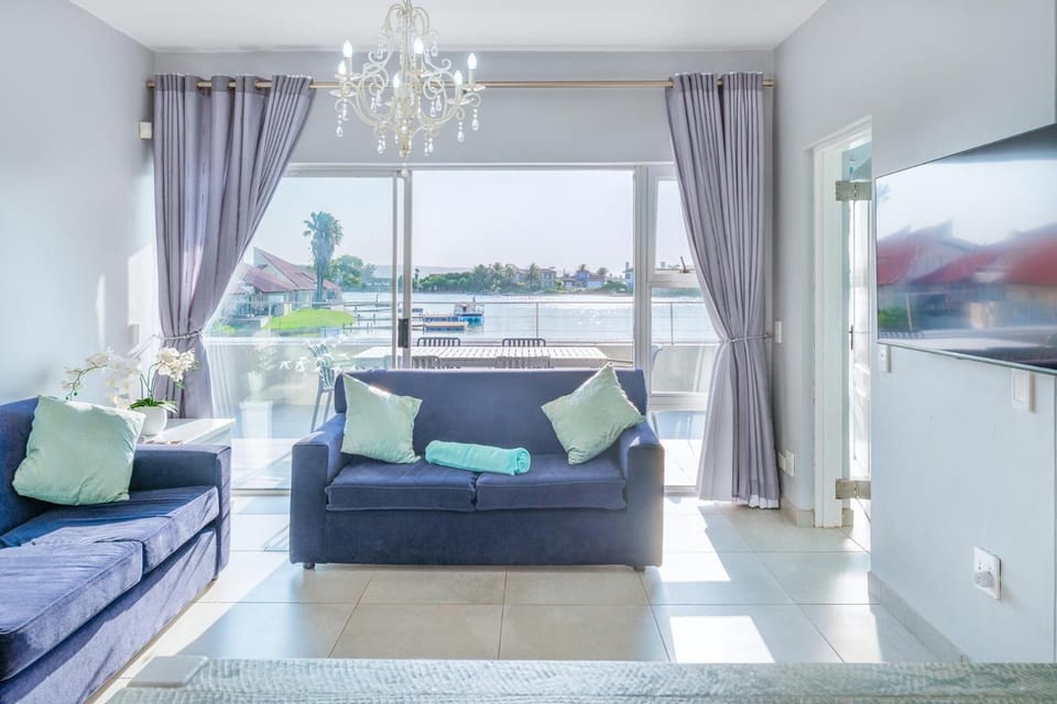 Natural landscape, TV and multimedia, View (from property/room), Balcony/Terrace, Living room, Seating area, Evening entertainment