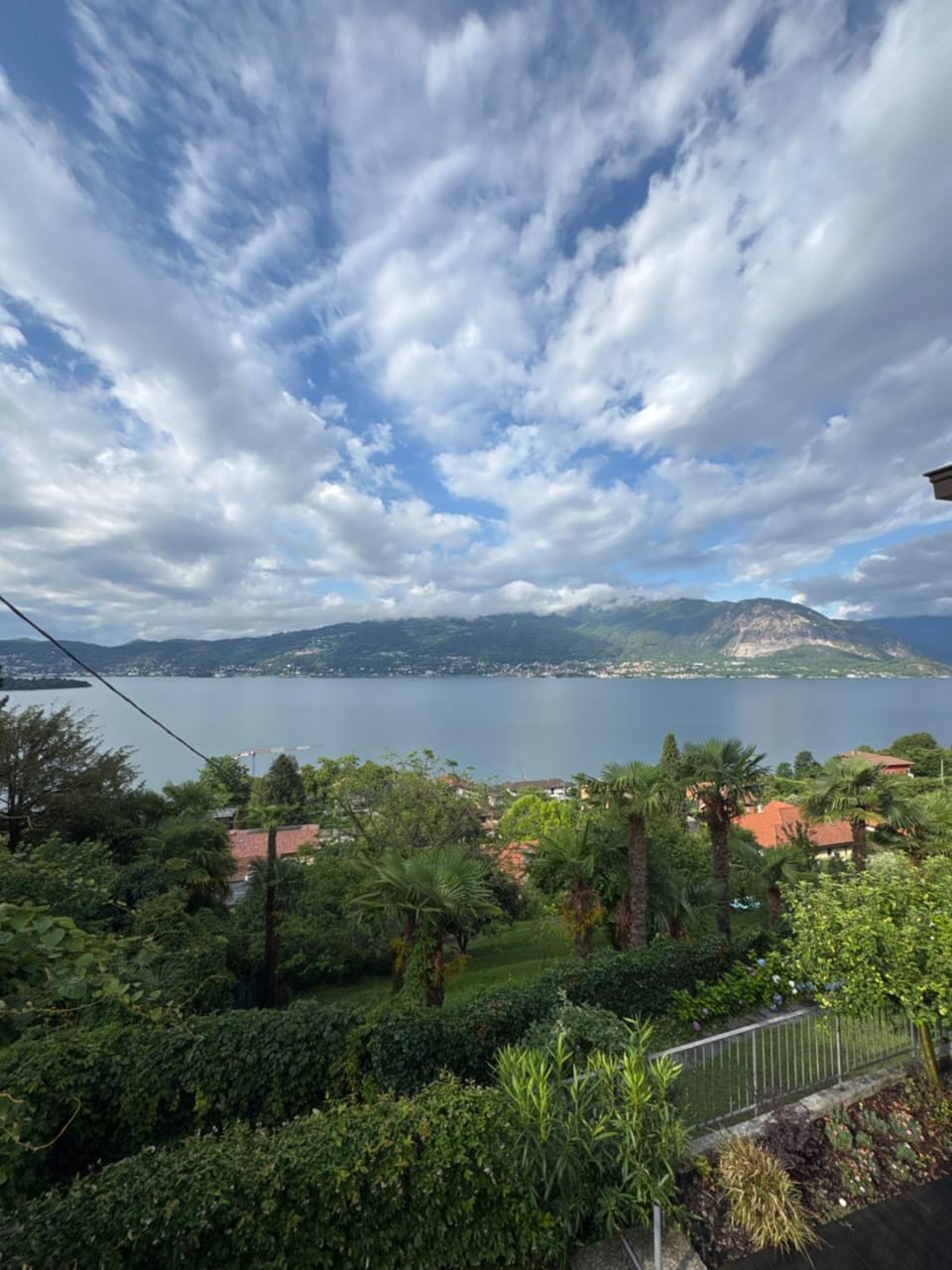 Vista lago di suna Apartment in Verbania