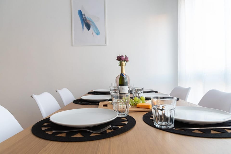 Gran Suite Plaza America con Parking Apartment in Vigo