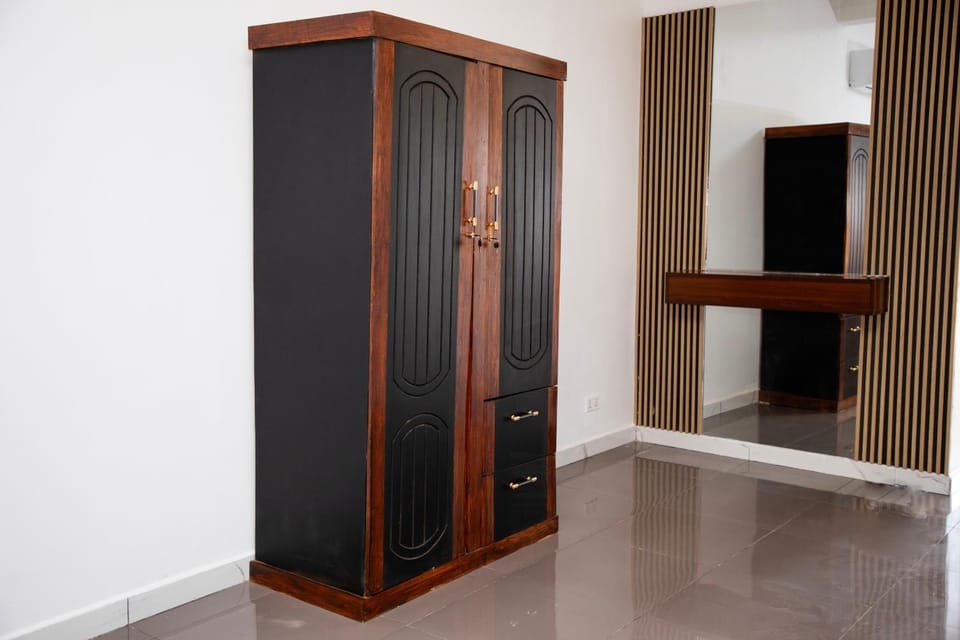 wardrobe