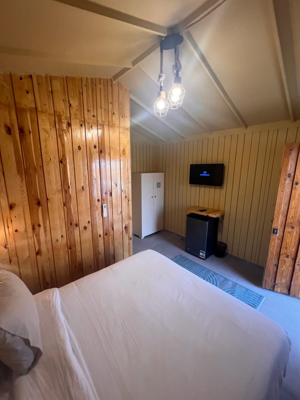 Bedroom, minibar