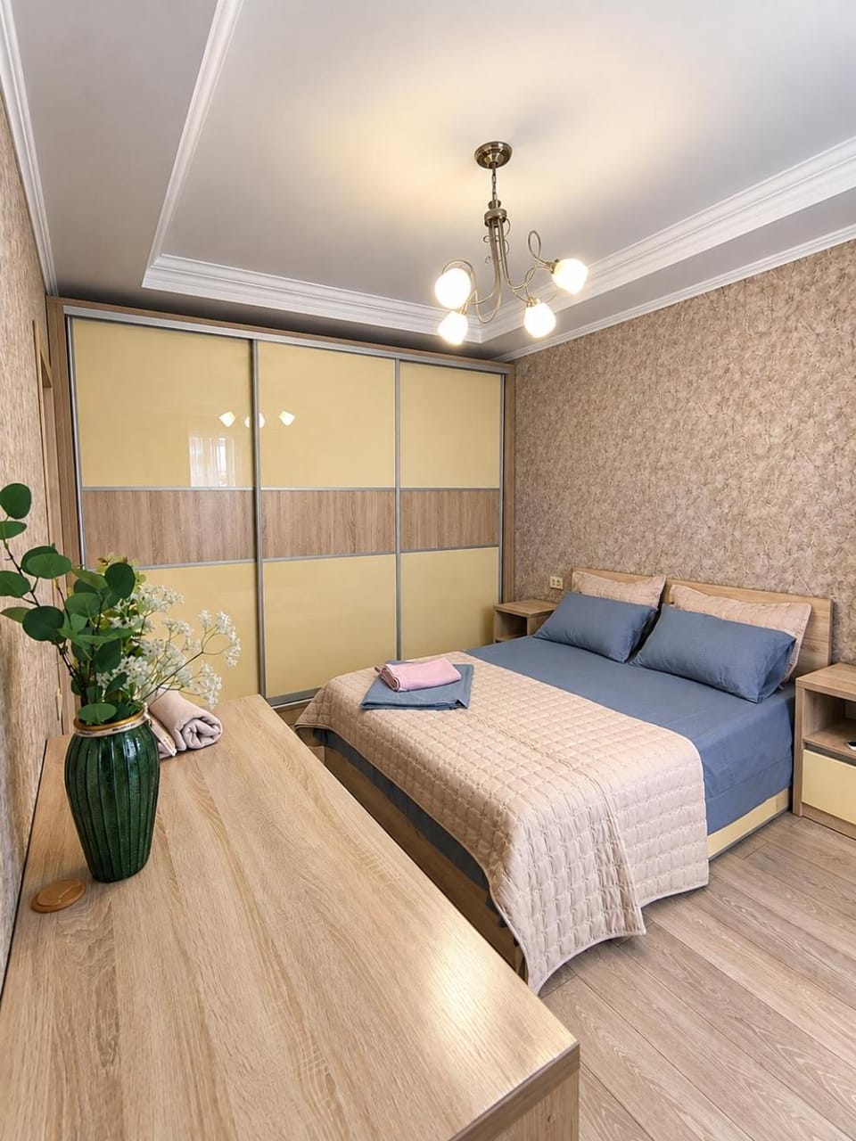Уютная 2-комнатная квартира возле крупнейшего торгового центра MEGA Apartment in Almaty