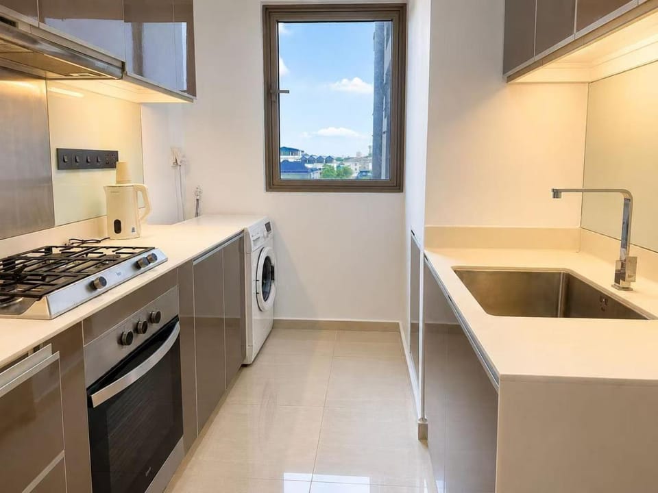 Kitchen or kitchenette, kitchen