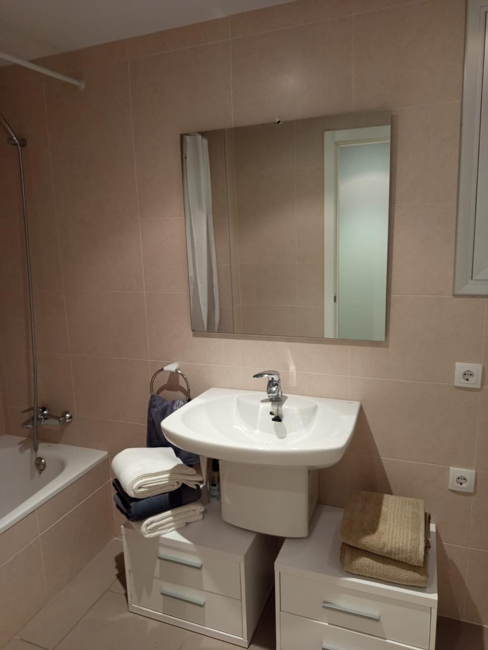 Bathroom, Bath