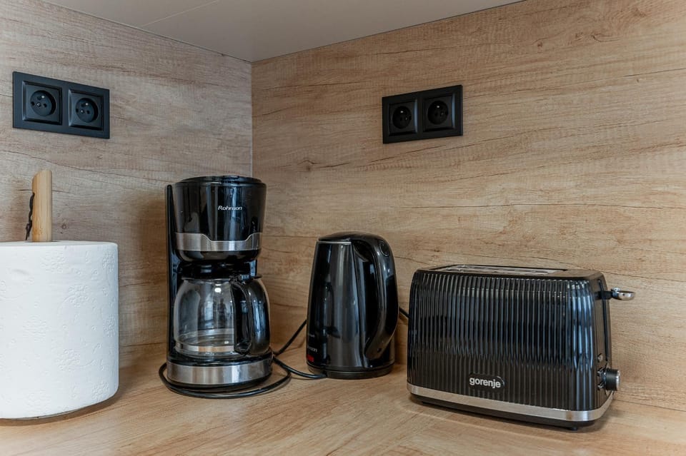 Coffee/tea facilities, Kitchen or kitchenette, toaster
