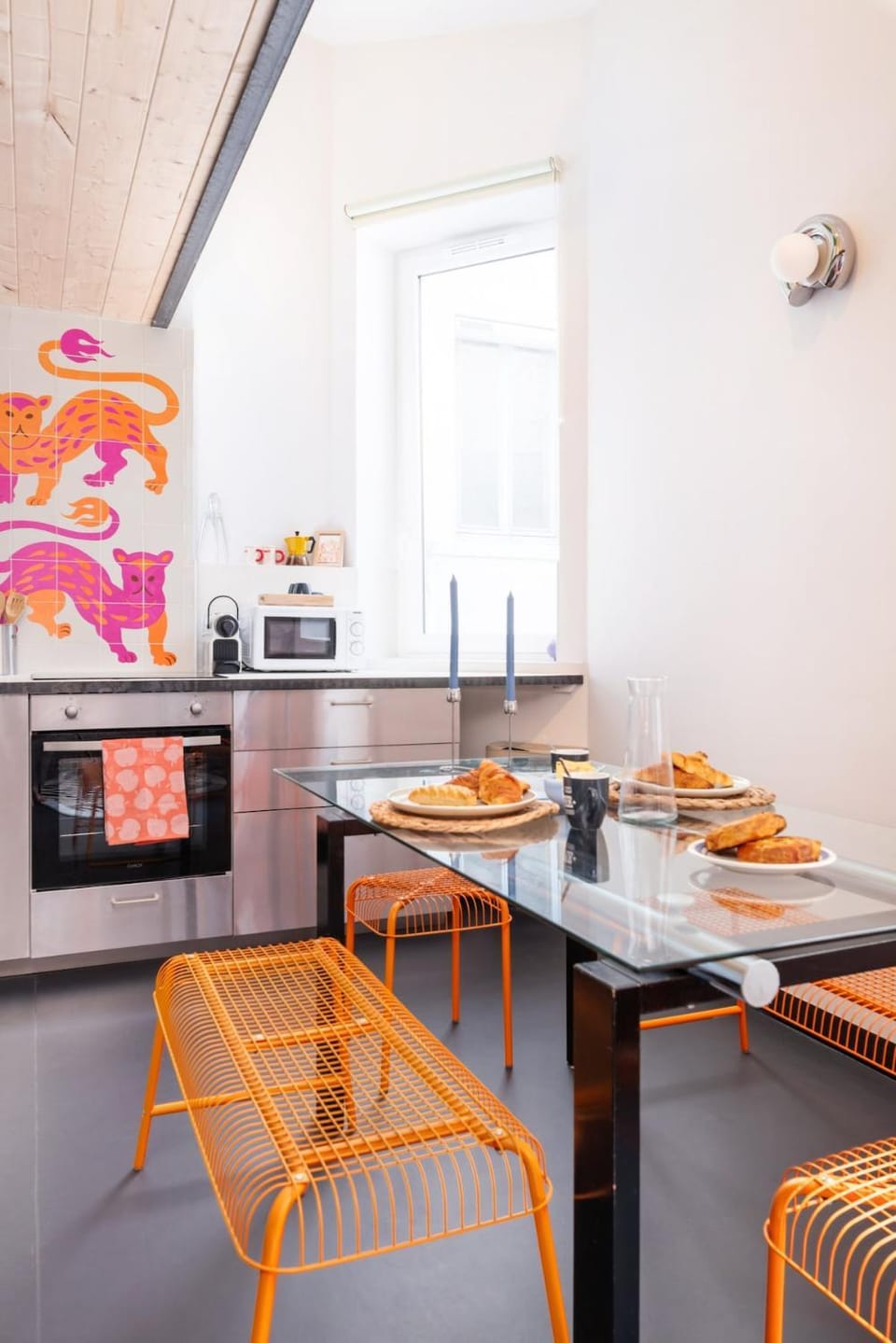 Kitchen or kitchenette, stove