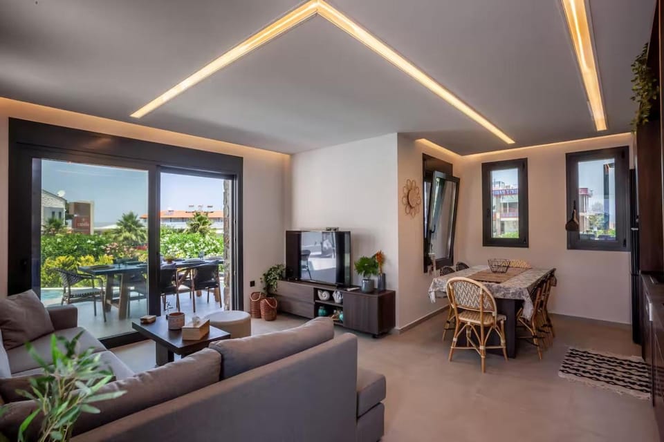 Kitchen or kitchenette, Living room, Seating area, Dining area, kitchen, kitchen