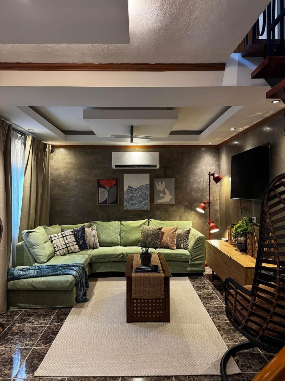 Spacious Mountain Home with Private Pool in Tanay Villa in Antipolo