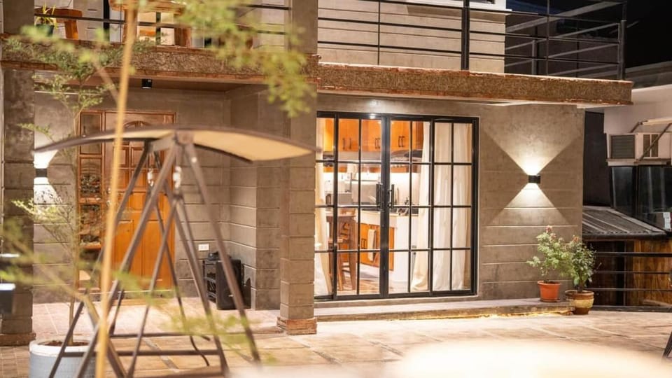 Spacious Mountain Home with Private Pool in Tanay Villa in Antipolo