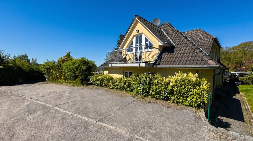 Haus Seeblick - Idylle zwischen Wald, See und Meer Bed and Breakfast in Binz