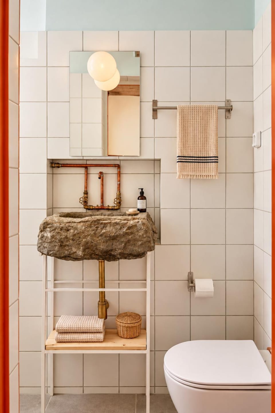 Toilet, Bathroom, towels