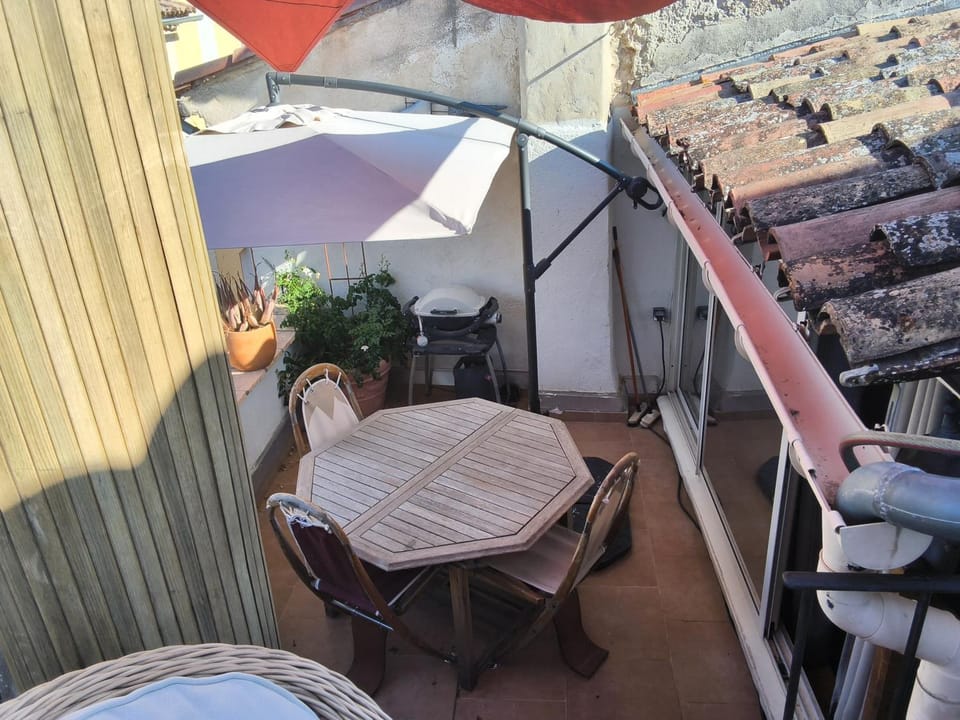 Le bateau sur les toits Bed and Breakfast in French Riviera
