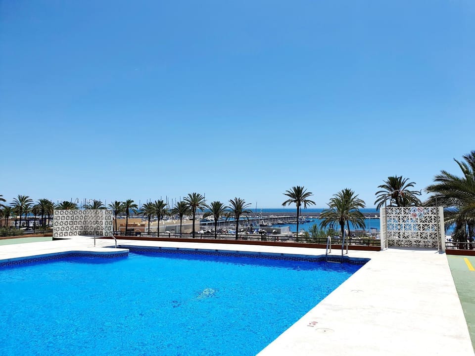 Marina & Mountains View Apartment in Fuengirola