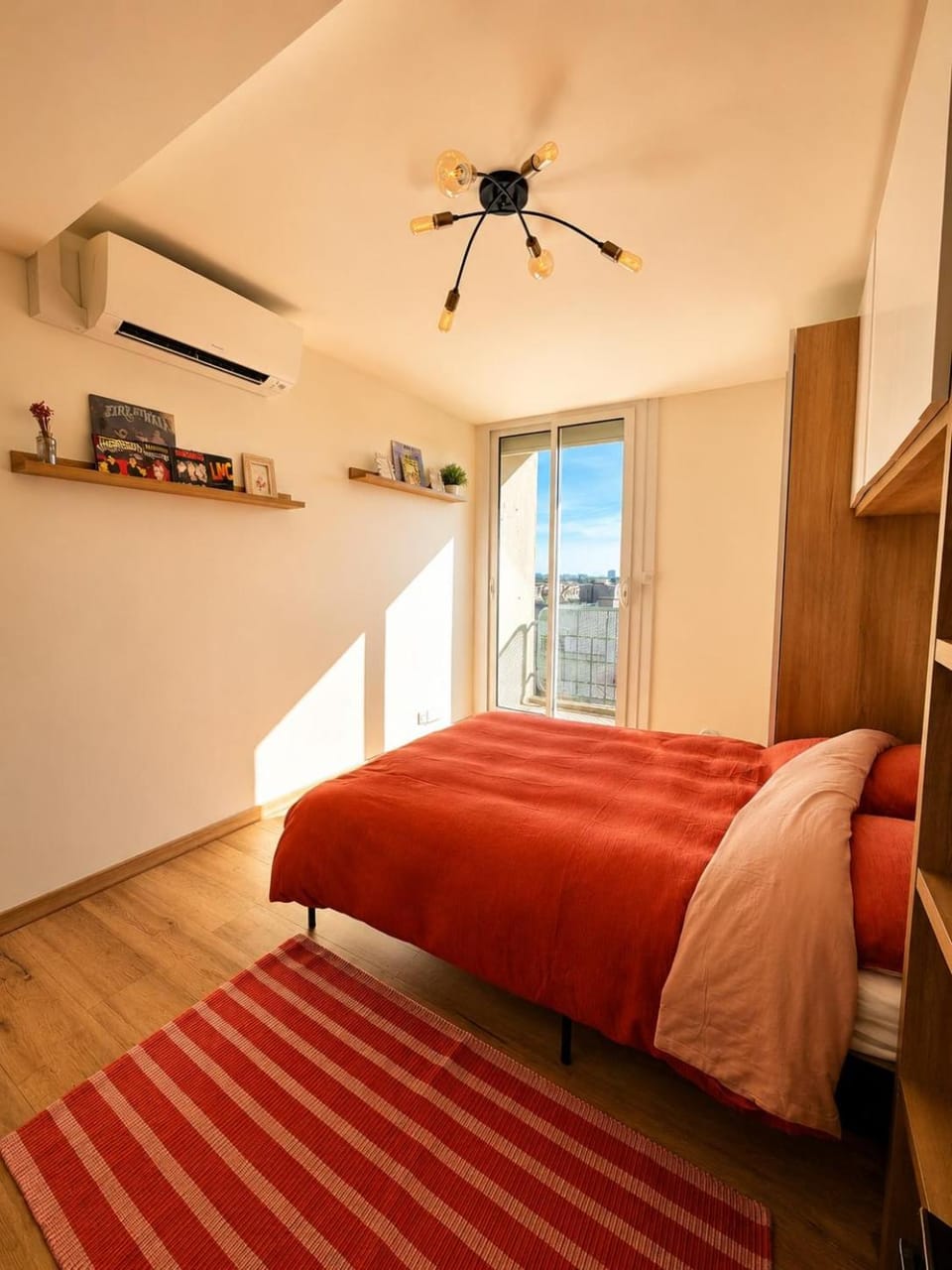 Groovy Suite, Jacuzzi et Clim, T3 métro Saint Cyprien Apartment in Toulouse