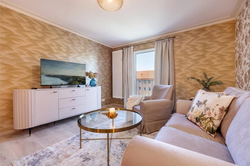 TV and multimedia, Living room, Photo of the whole room