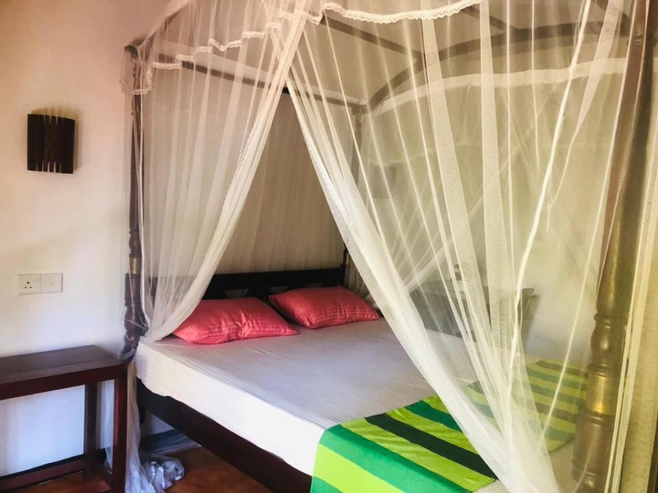 White Beach View Hotel in Southern Province
