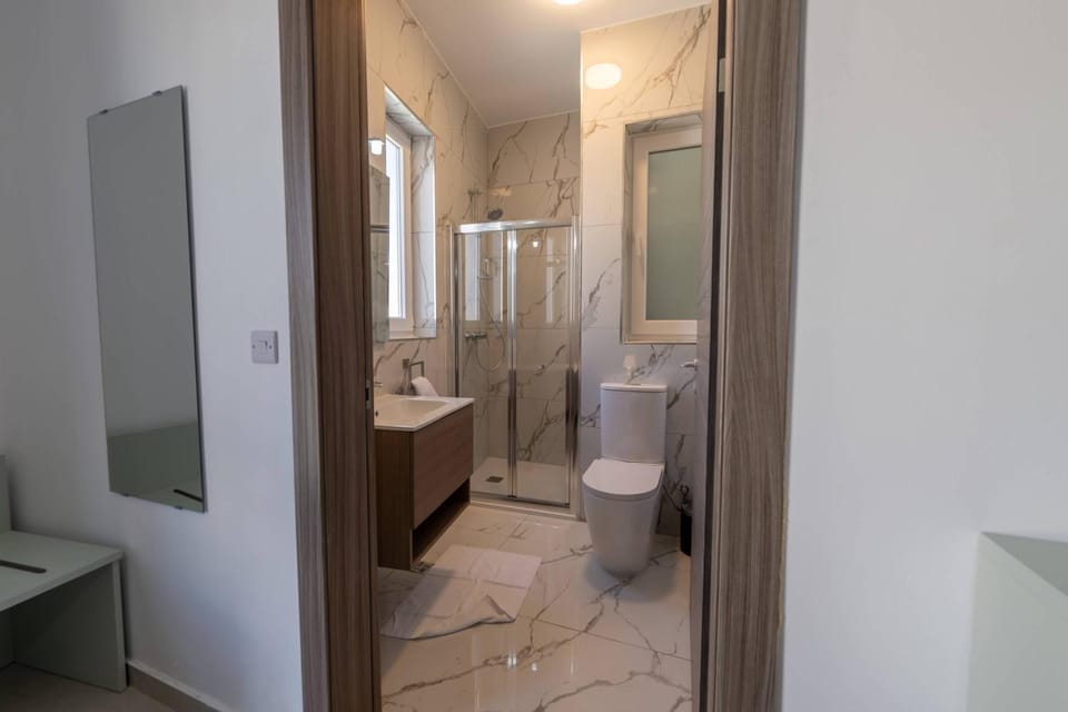 Swieqi Brand New 3BDR Flat - Spacious Getaway Apartment in Malta