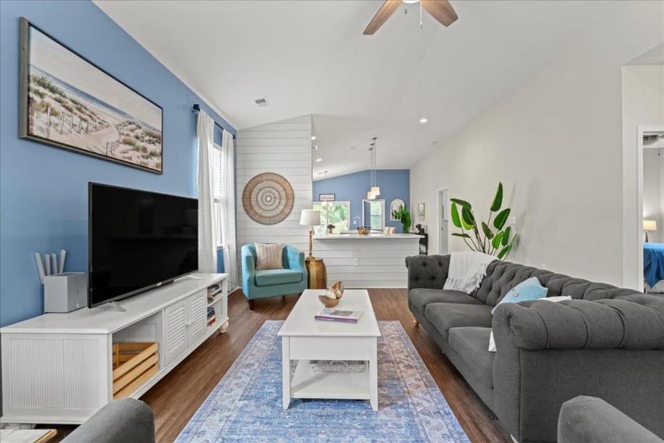 Luxury updated, near beaches downtown Beaufort SC House in Port Royal