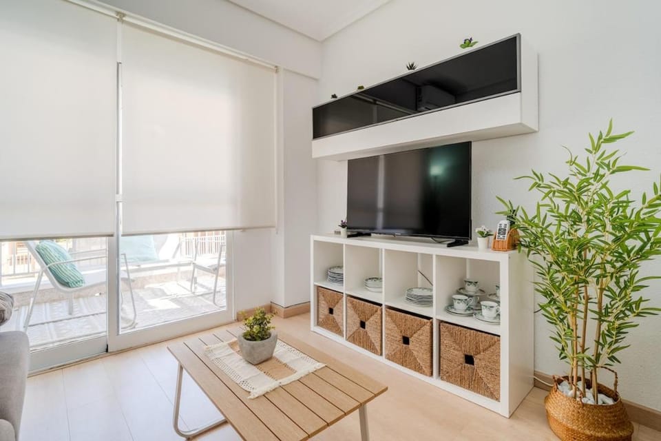 Charming apartment with a balcony in Gran Playa Apartment in Santa Pola