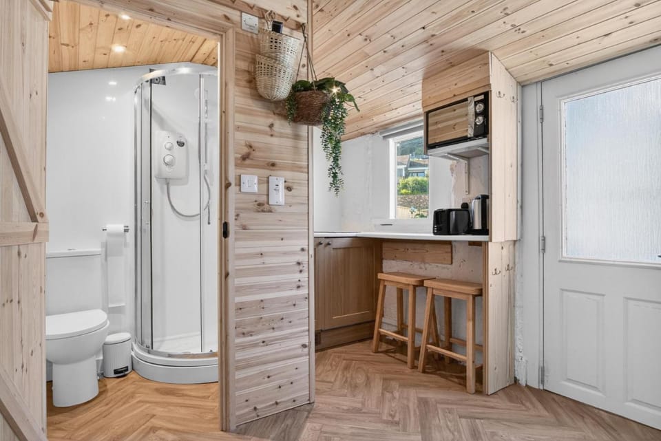 The Brook Nook - Studio - Dale Apartment in Marloes and St. Brides