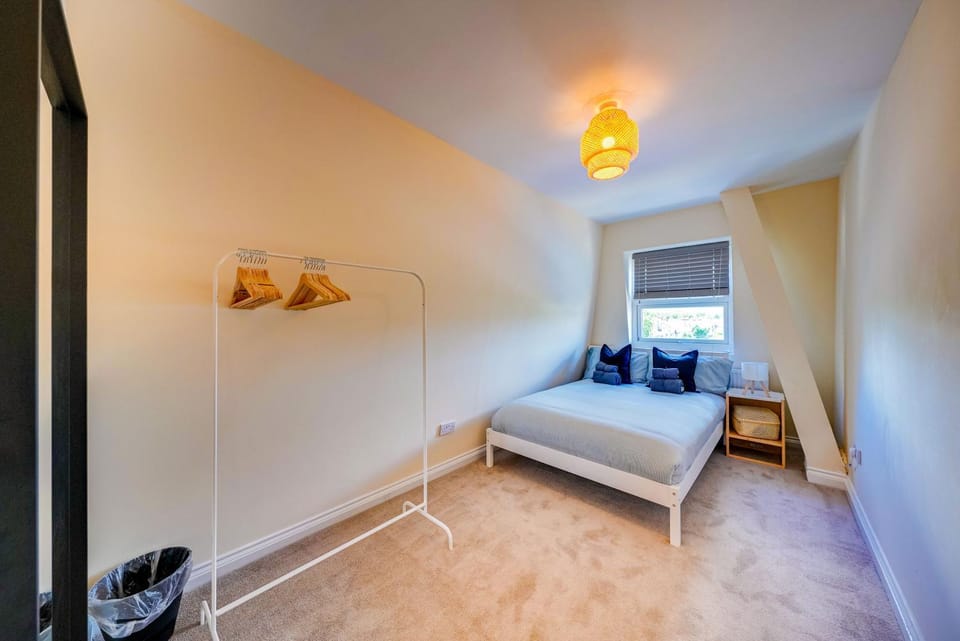 Stylish 3-Bed Apartment in Tooting, South London Apartment in London