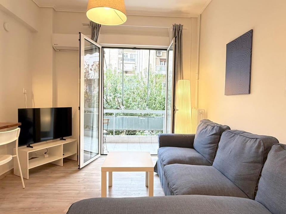 1BR next to Pasalimani, Marina Zeas & Hospital Apartment in Pireas