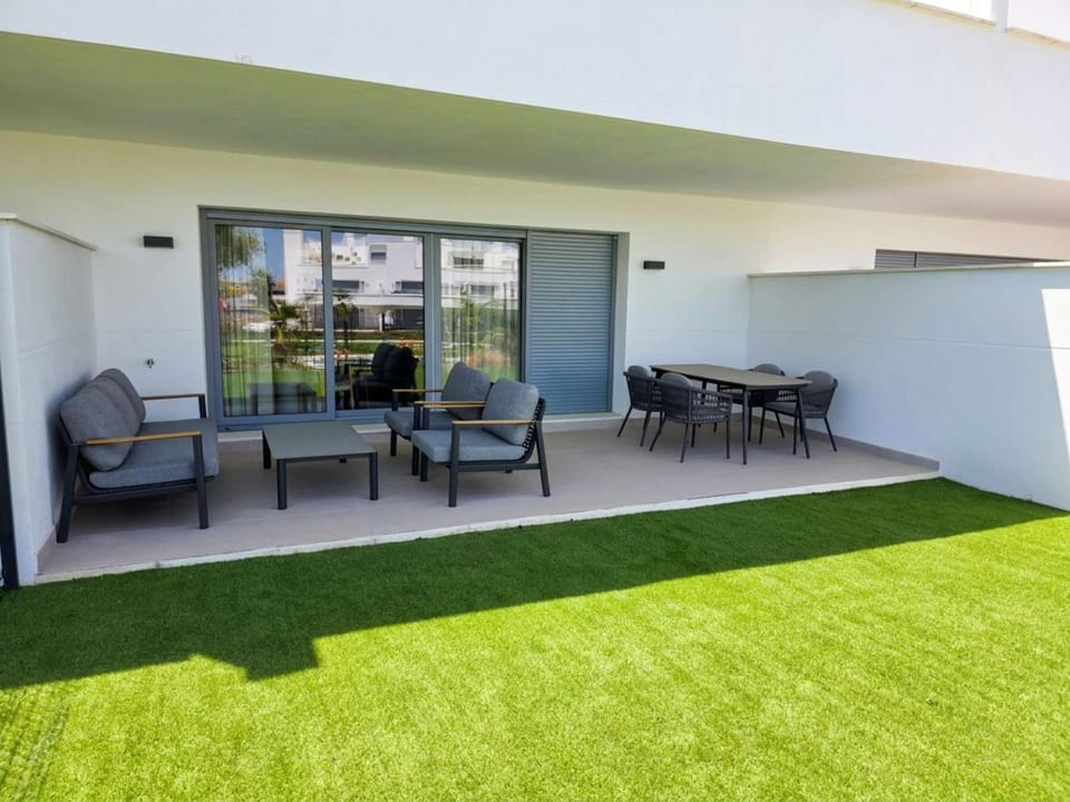 Patio, Garden, Seating area, Dining area, Garden view