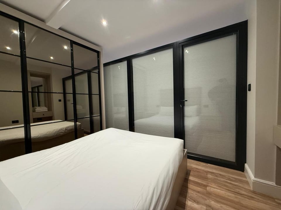 One Bedroom Flat In Paddington Apartment in City of Westminster