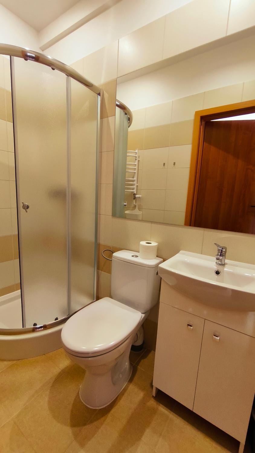 Shower, Toilet, Bathroom