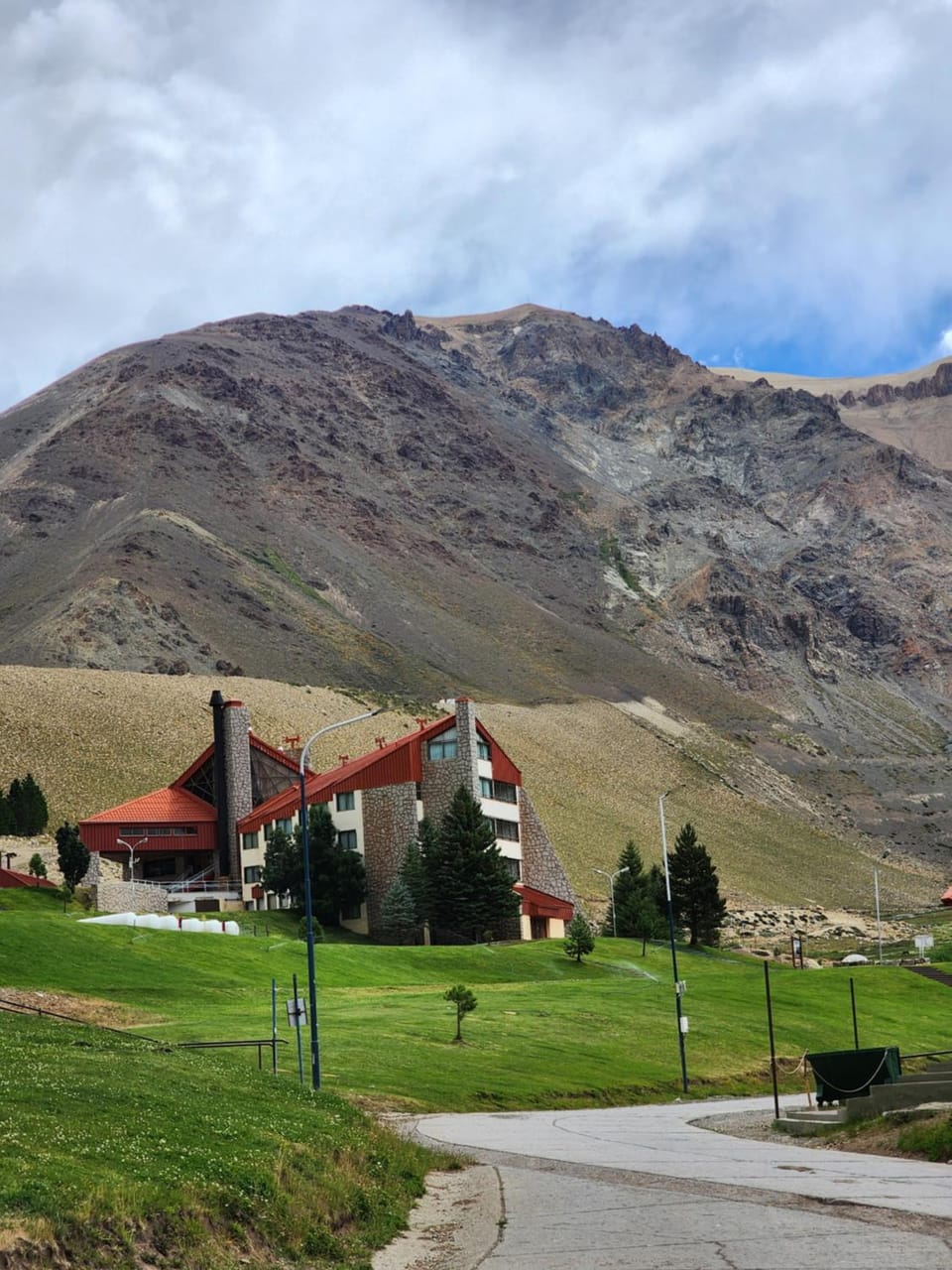 Off site, Mountain view