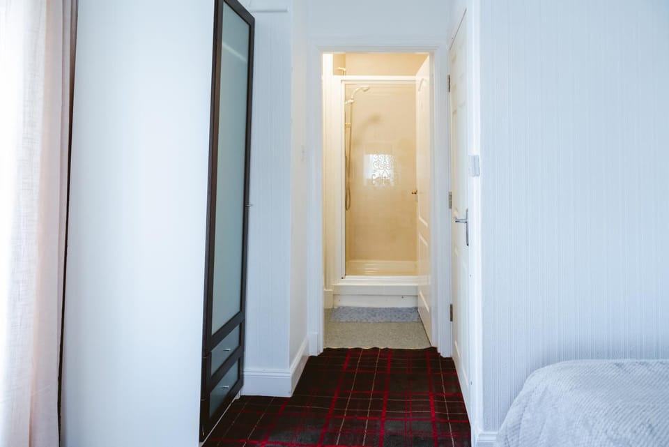 Ocean Breeze Inn Hotel in Scotland