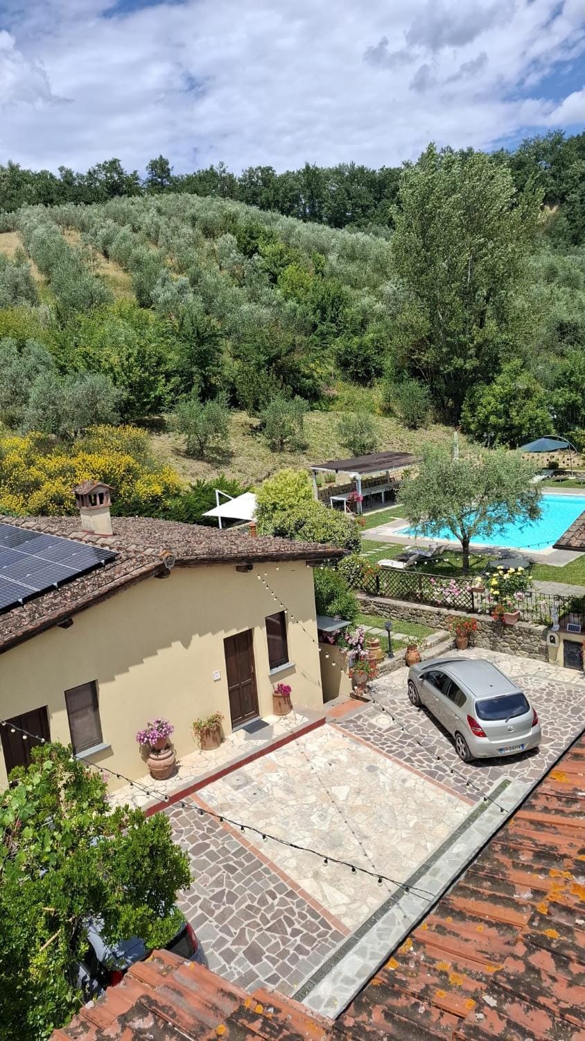 Guest House Torre Guelfa, L'orciaia via san martino Altoreggi nr 20 figline valdarno Apartment in Tuscany