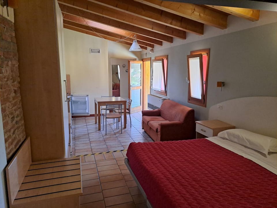 Bed, Living room, Photo of the whole room