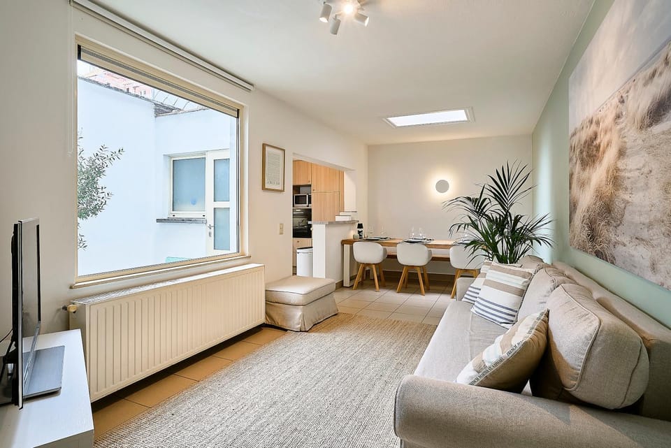 Communal lounge/ TV room, Seating area