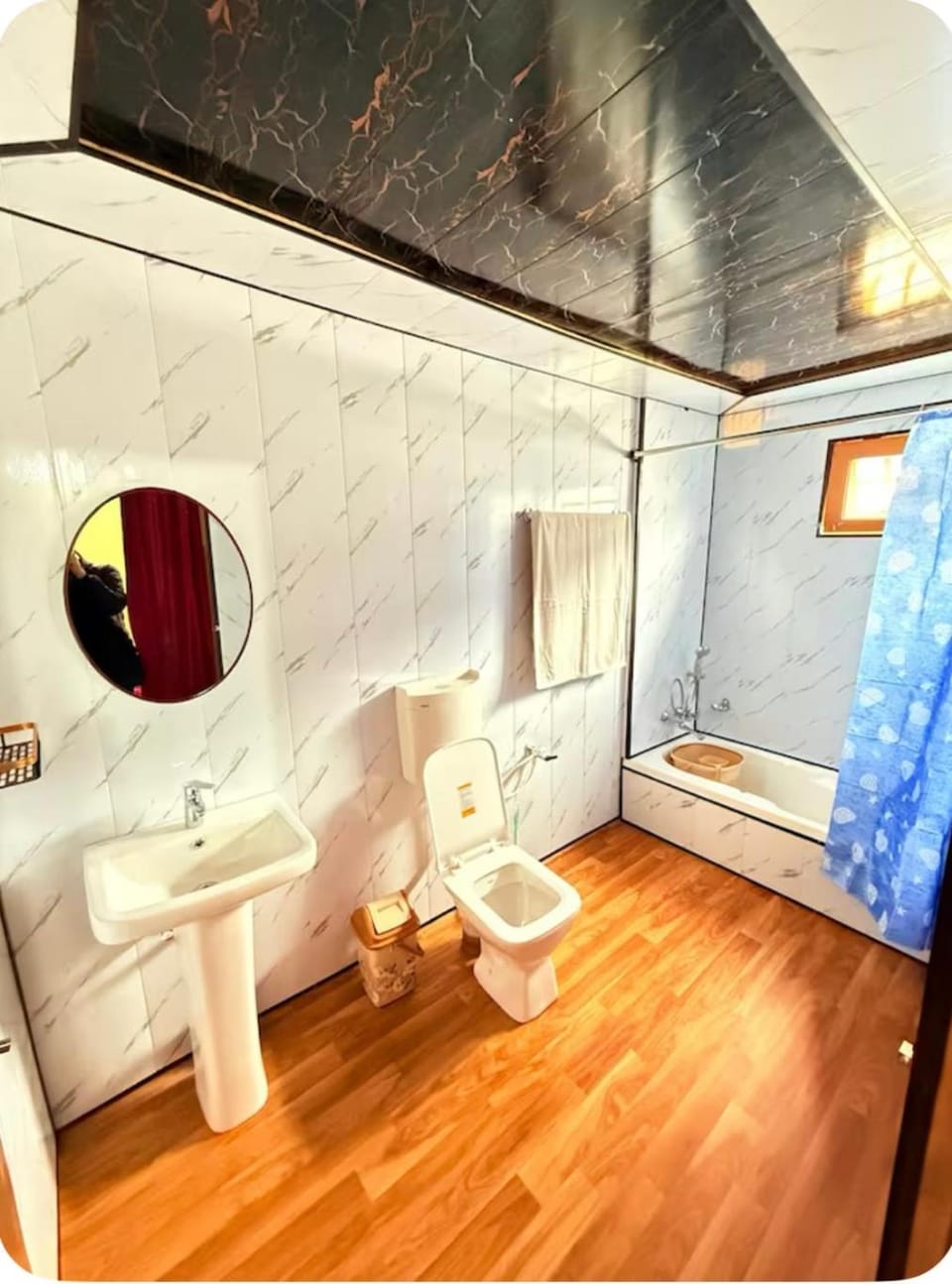 Houseboat kenya Vacation rental in India