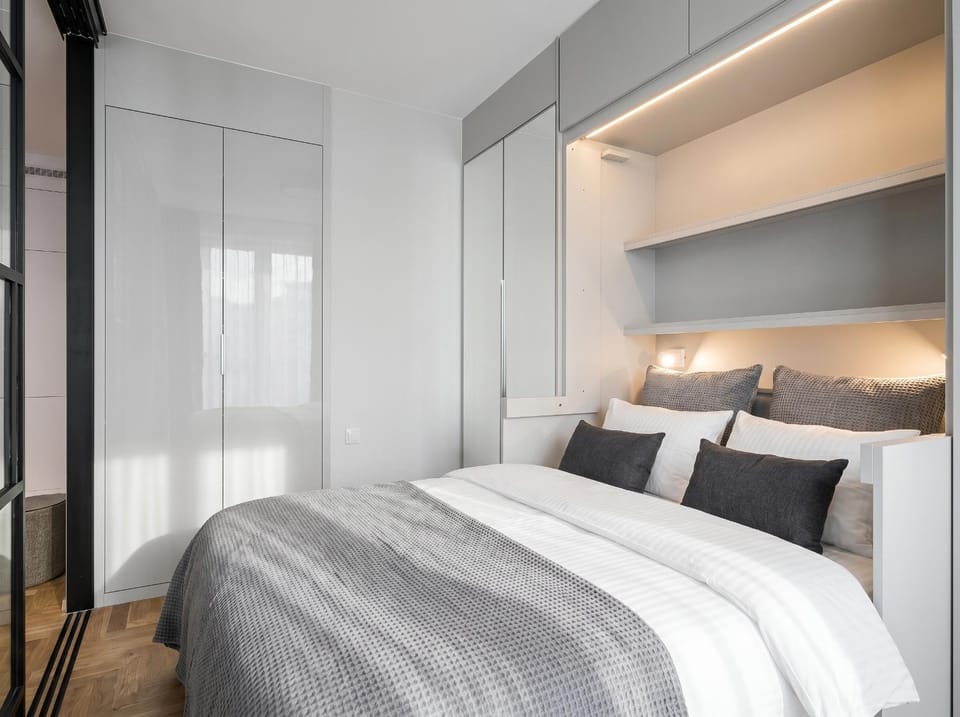 Bed, Photo of the whole room, Bedroom, wardrobe