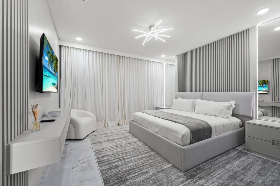 Brand New Luxury Estate House in Orlando