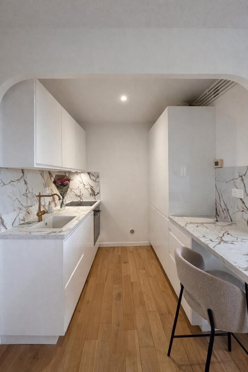 Haussmann Suite Apartment in Saint-Lô