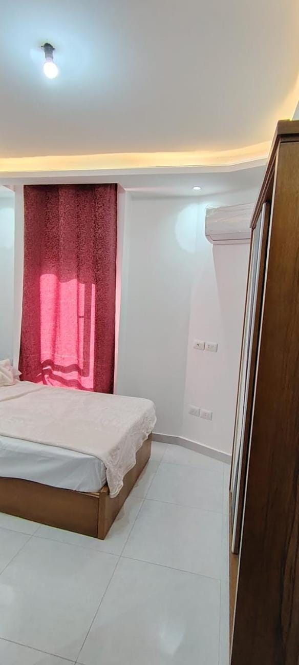 Luxury apartment in Zahraa Maadi with a view of the pool Apartment in Cairo Governorate