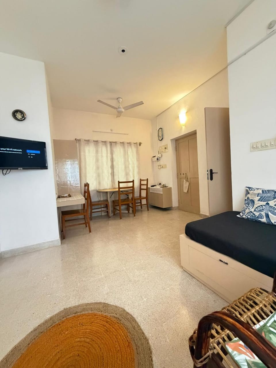 LiTTLE PONDY 300m to beach in white town Apartment in Puducherry