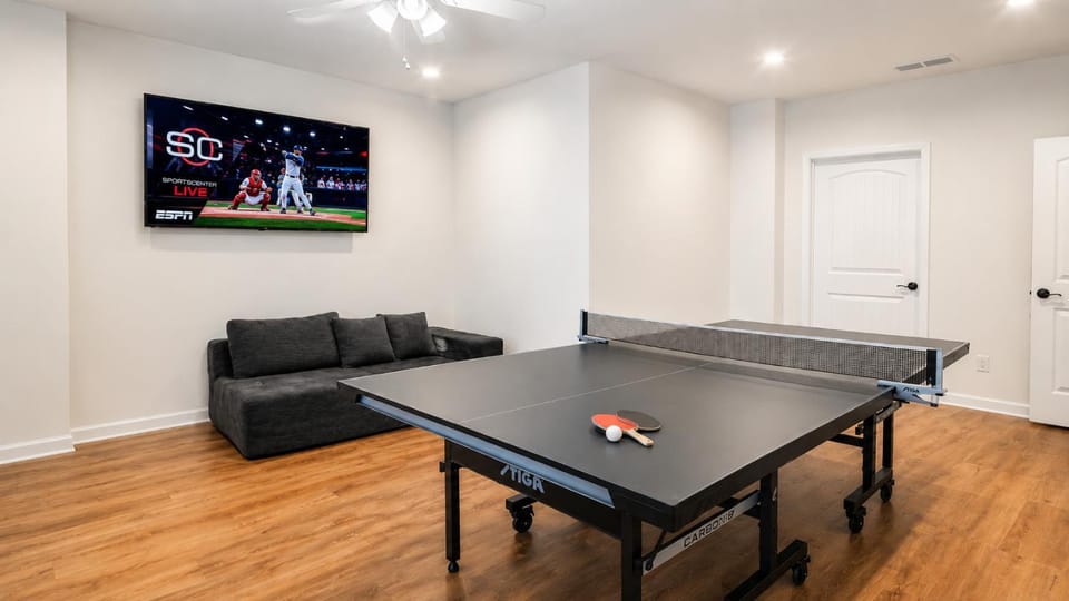 Table tennis